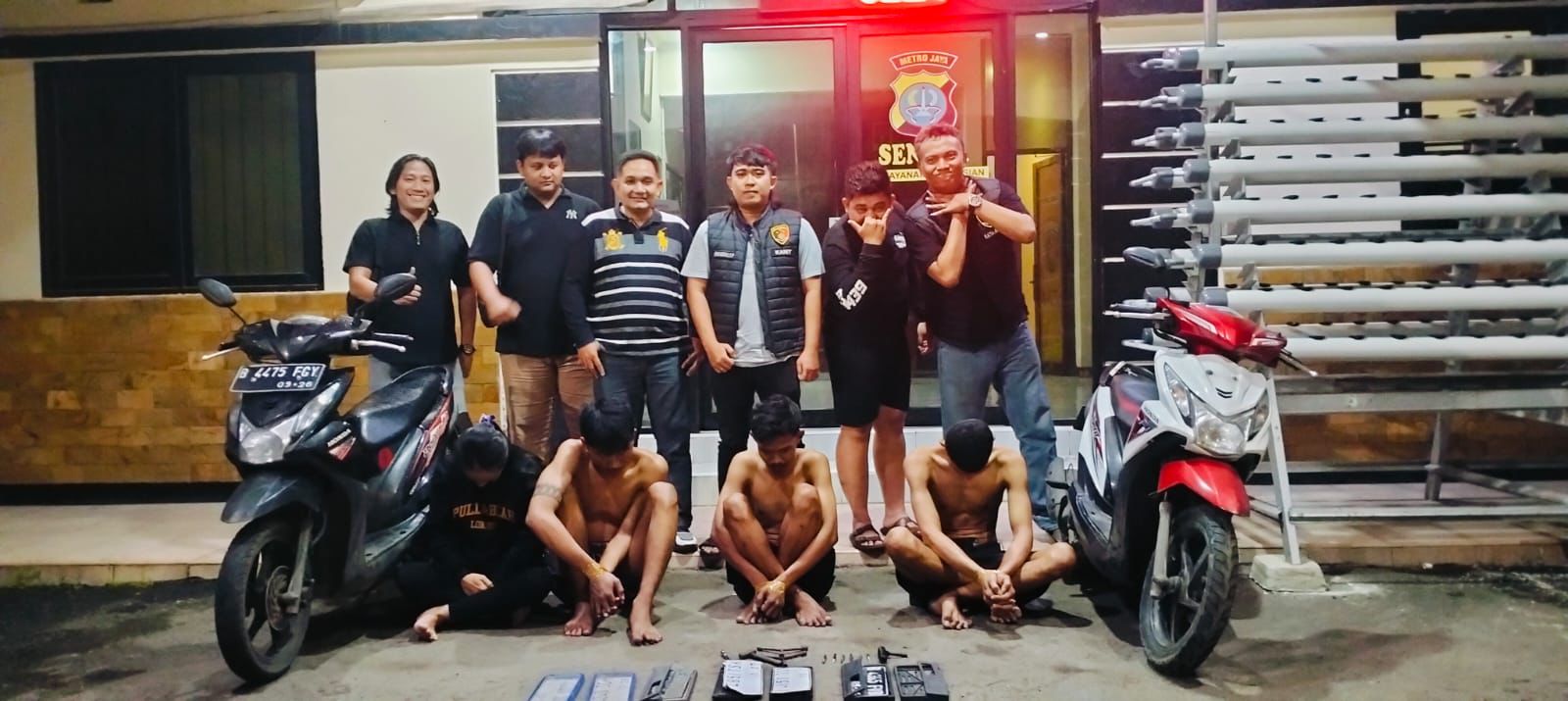 Satreskrim Polsek Ciktim Tangkap 4 Pelaku Spesialis Curanmor Dua Resedivis Salemba Jakarta Pusat