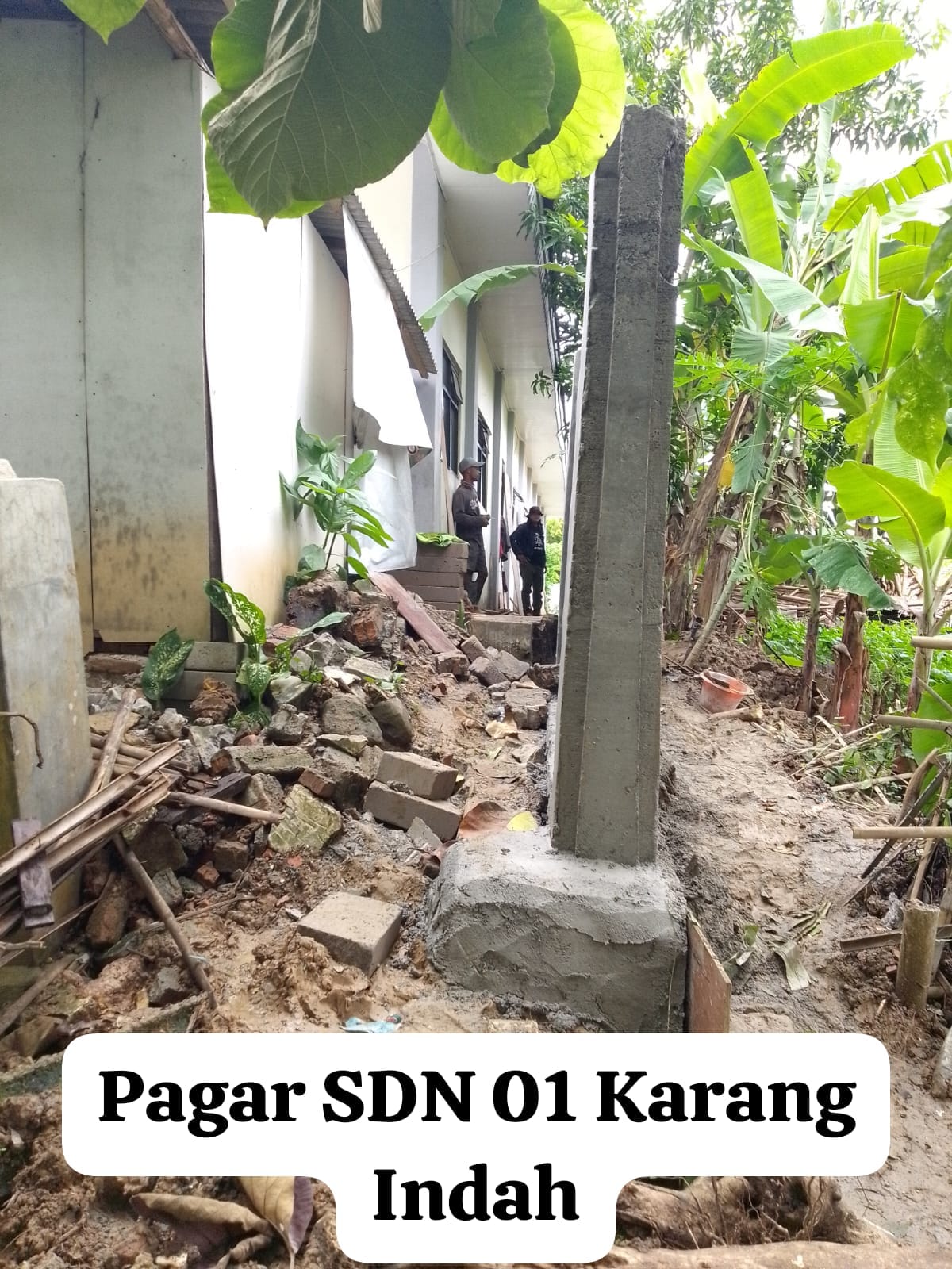 Diduga Asal Jadi, Pelaksanaan Proyek Penataan Halaman SDN 01 Karang Indah Kec. Bojongmangu