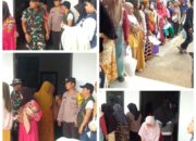 Bhabinkamtibmas Desa Sukaragam Amankan Penyaluran Bantuan Progam Sembako 2025 Bhabinkamtibmas Desa Sukaragam Amankan Penyaluran Bantuan Progam Sembako 2025