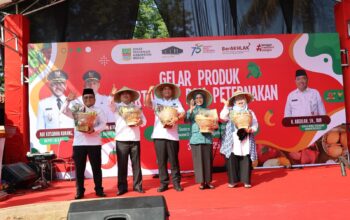 Bangkitkan Kekuatan Pertanian, Wabup Bekasi Dorong Anak Muda Jadi Pelopor Petani Modern