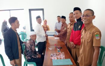Lanjutkan Kepemimpinan, untuk Melanjutkan Pembangun Medalkrisna Lebih Baik Lagi, H. Samid Resmi Mendaftar Calon Kades 2026-2034